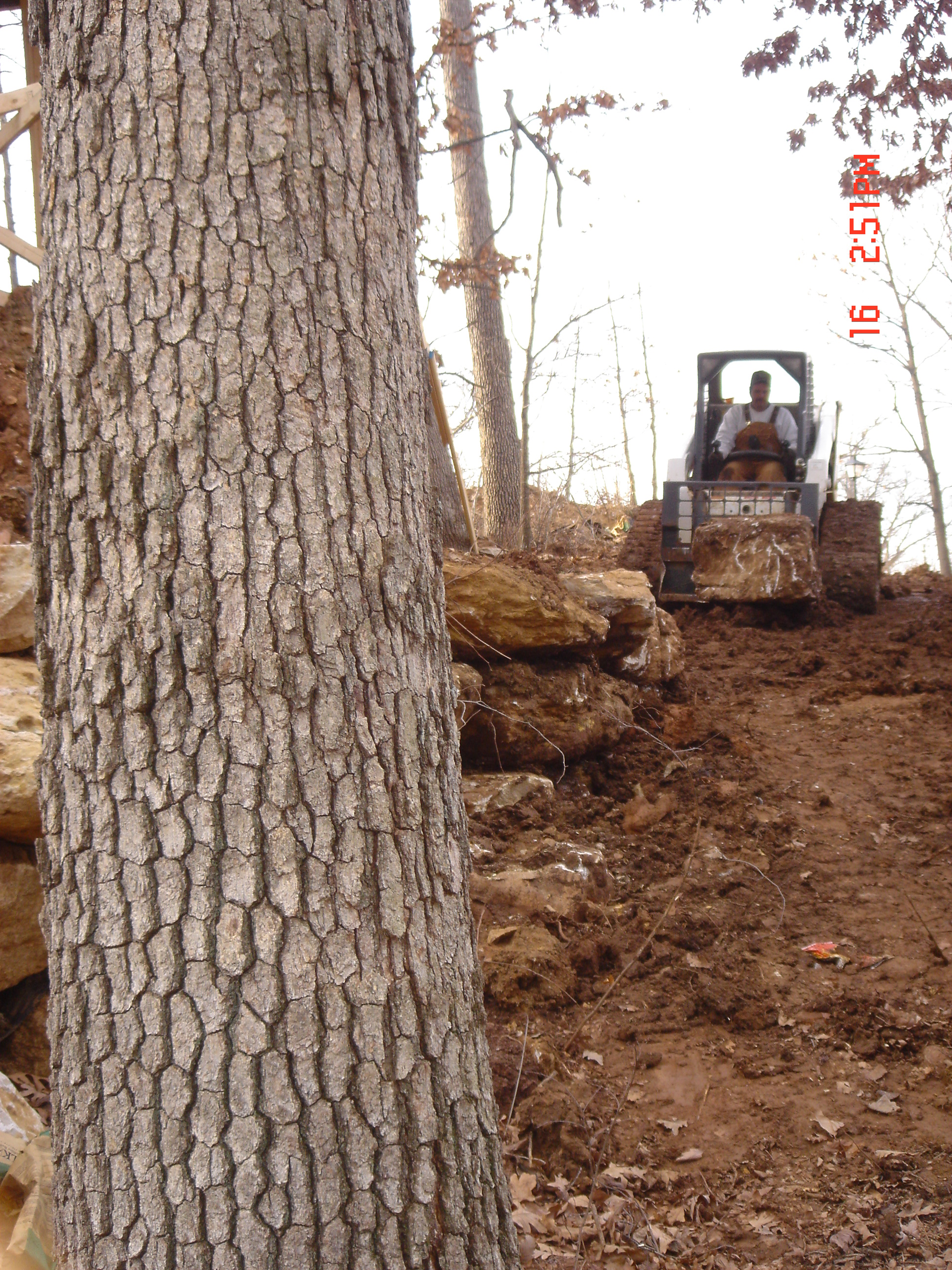TheManors/KeithWorking1.JPG